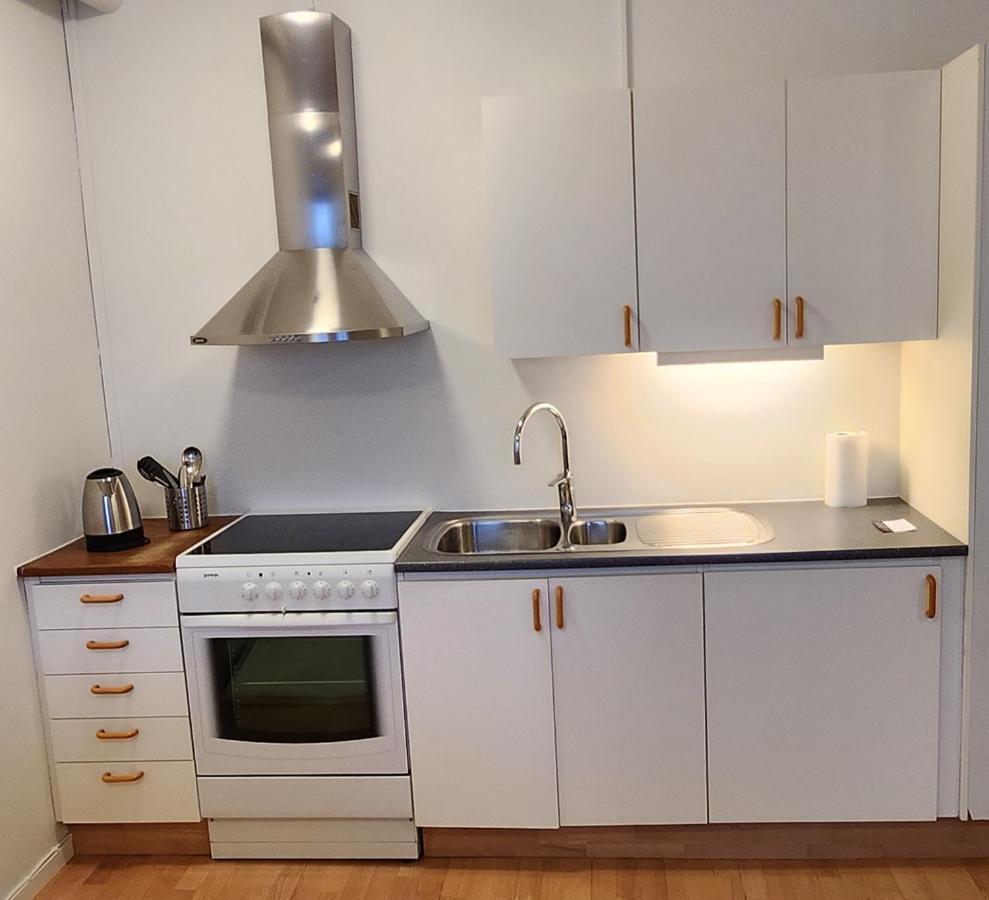 Vandrarhemmet Eken Eksjö Buitenkant foto